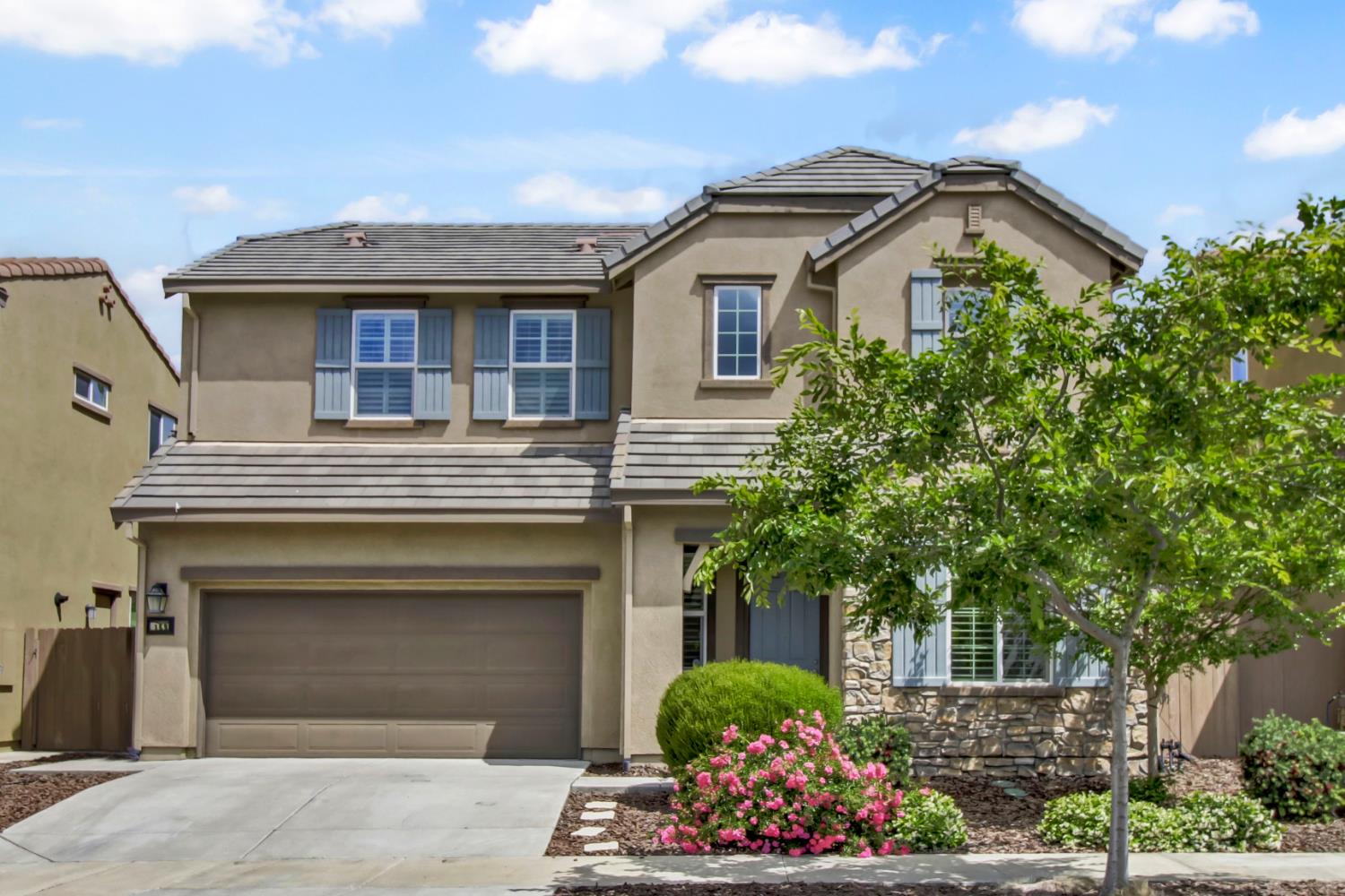 Julia Island Circle, Sacramento, California image 1