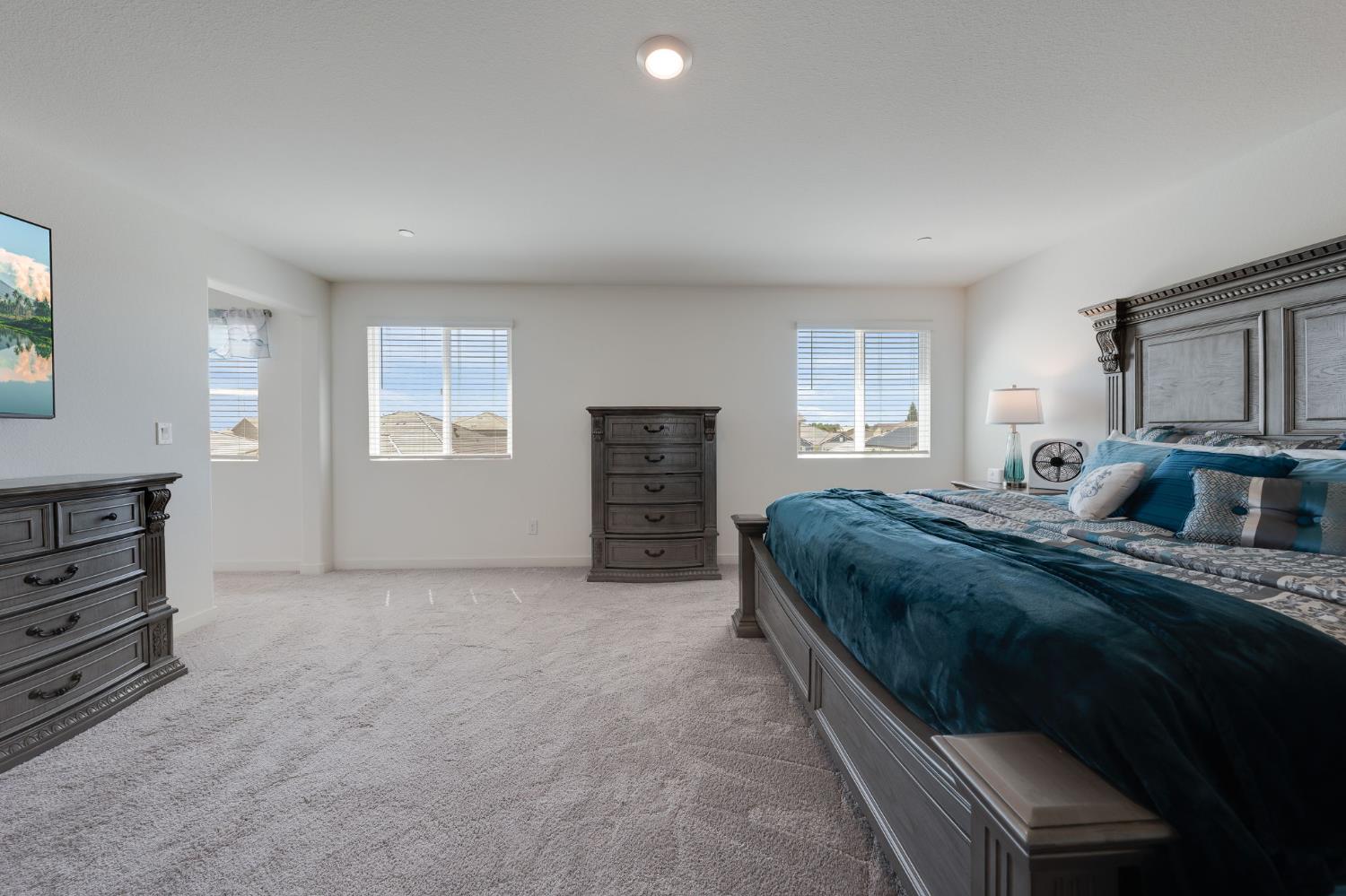 E Stepney Way, Plumas Lake, California image 16