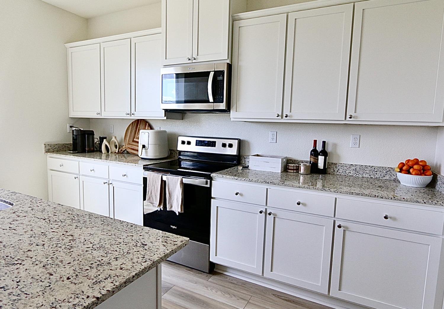 Detail Gallery Image 3 of 26 For 2216 Rick Dr, Marysville,  CA 95901 - 5 Beds | 3 Baths