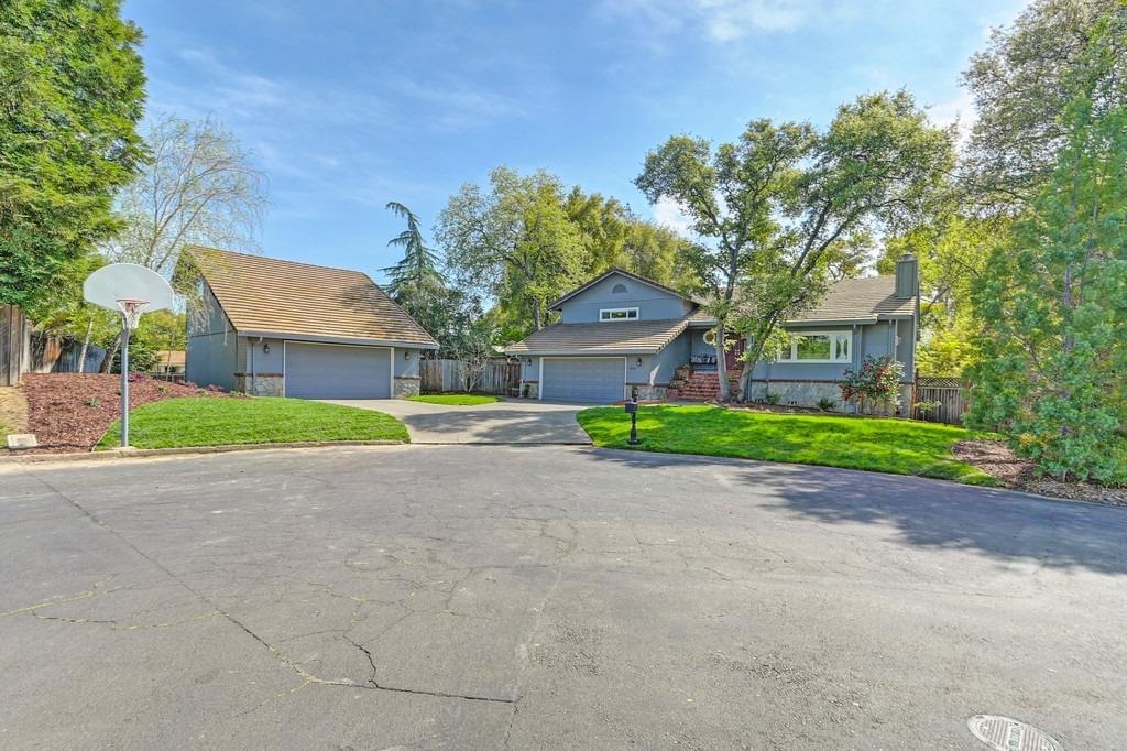 Detail Gallery Image 62 of 73 For 8224 Shadowood Ct, Granite Bay,  CA 95746 - 4 Beds | 2/1 Baths