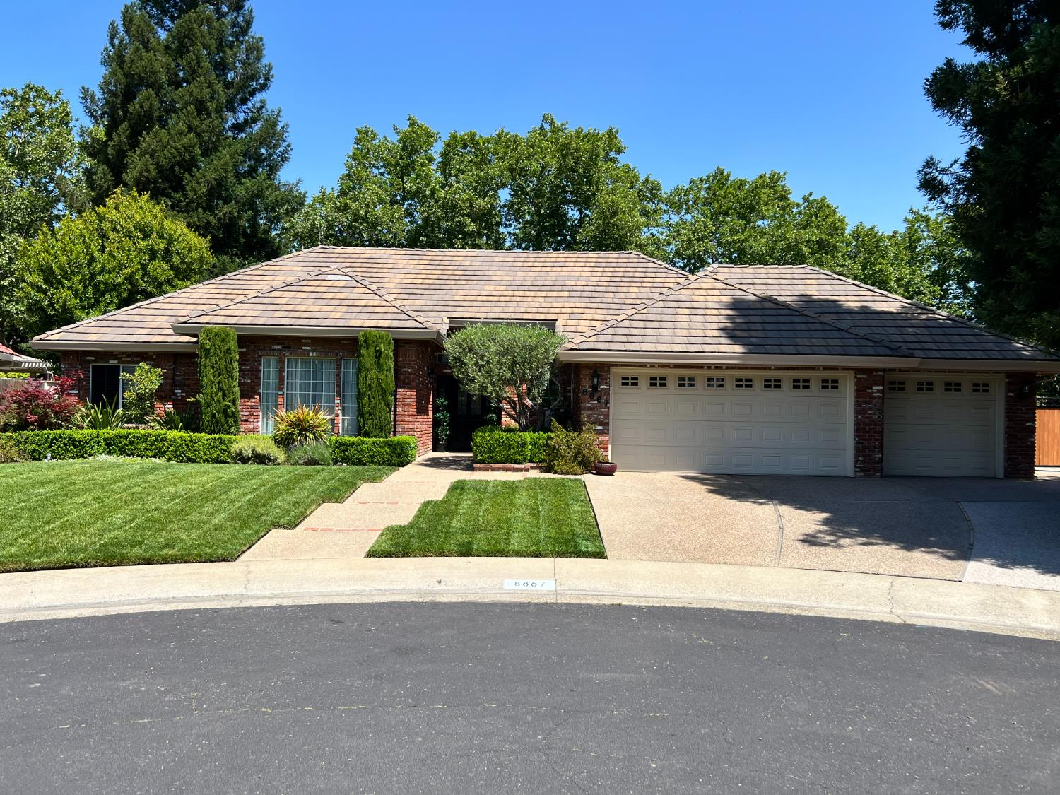 Chex Court, Elk Grove, California image 1