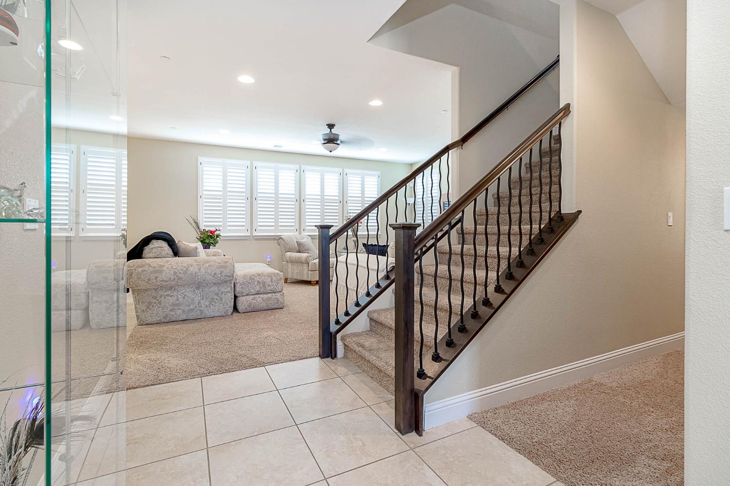Detail Gallery Image 5 of 38 For 582 Pasture Ave, Lathrop,  CA 95330 - 4 Beds | 3 Baths