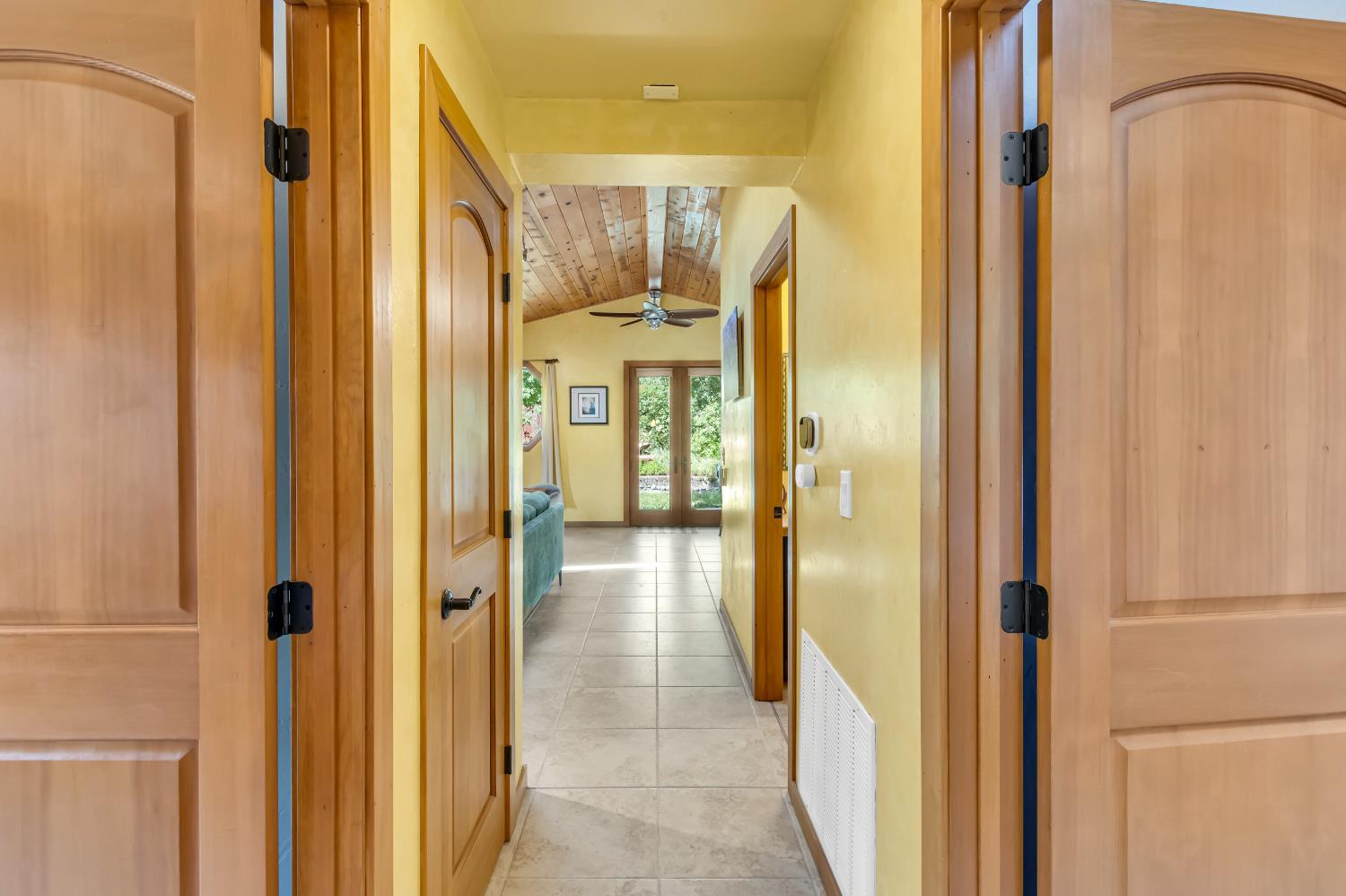 Detail Gallery Image 52 of 94 For 3857 Bannister Rd, Fair Oaks,  CA 95628 - 7 Beds | 3 Baths