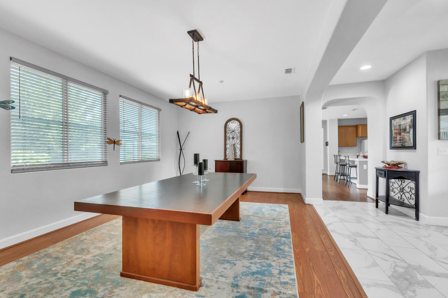Detail Gallery Image 9 of 43 For 1073 Bronco Dr, Plumas Lake,  CA 95961 - 4 Beds | 2 Baths