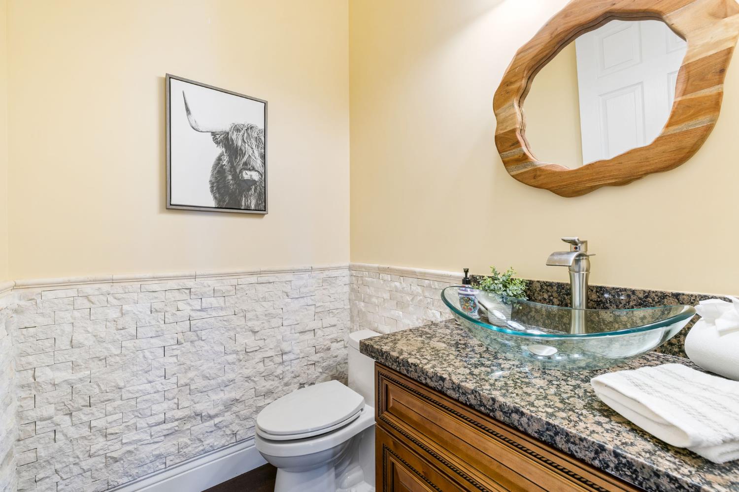 Detail Gallery Image 56 of 98 For 5521 Monte Claire Ln, Loomis,  CA 95650 - 6 Beds | 6/1 Baths