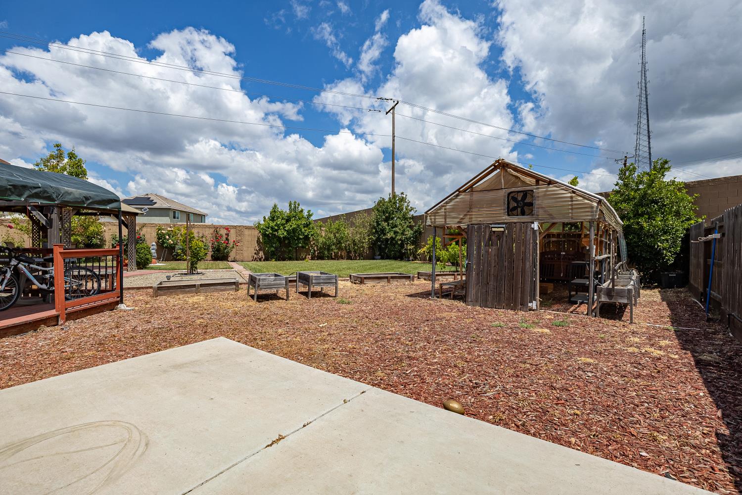 Detail Gallery Image 33 of 36 For 951 Alvarado Ct, Stockton,  CA 95204 - 3 Beds | 2 Baths