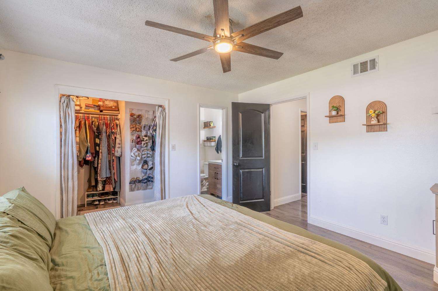 Detail Gallery Image 20 of 27 For 3730 Stanislaus St, Riverbank,  CA 95367 - 3 Beds | 2 Baths