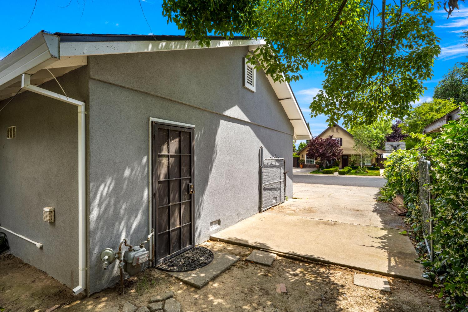 W Manchester Street, West Sacramento, California image 35