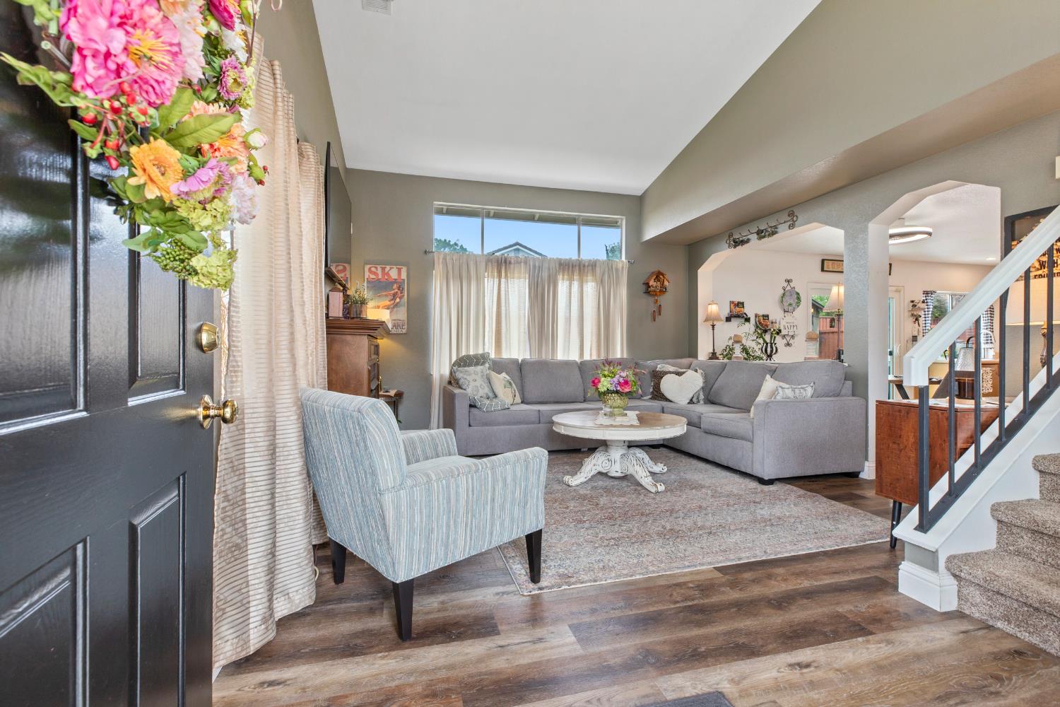 Detail Gallery Image 6 of 39 For 34 James Ct, Tracy,  CA 95376 - 3 Beds | 3 Baths