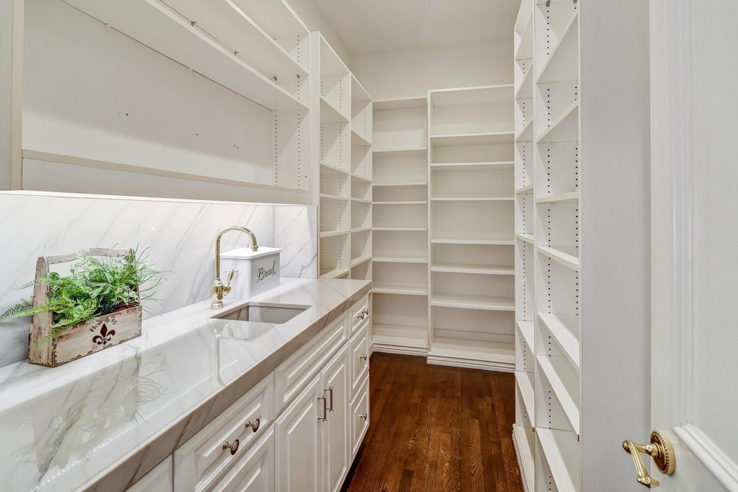 Detail Gallery Image 41 of 99 For 9624 Wexford Cir, Granite Bay,  CA 95746 - 4 Beds | 4/3 Baths