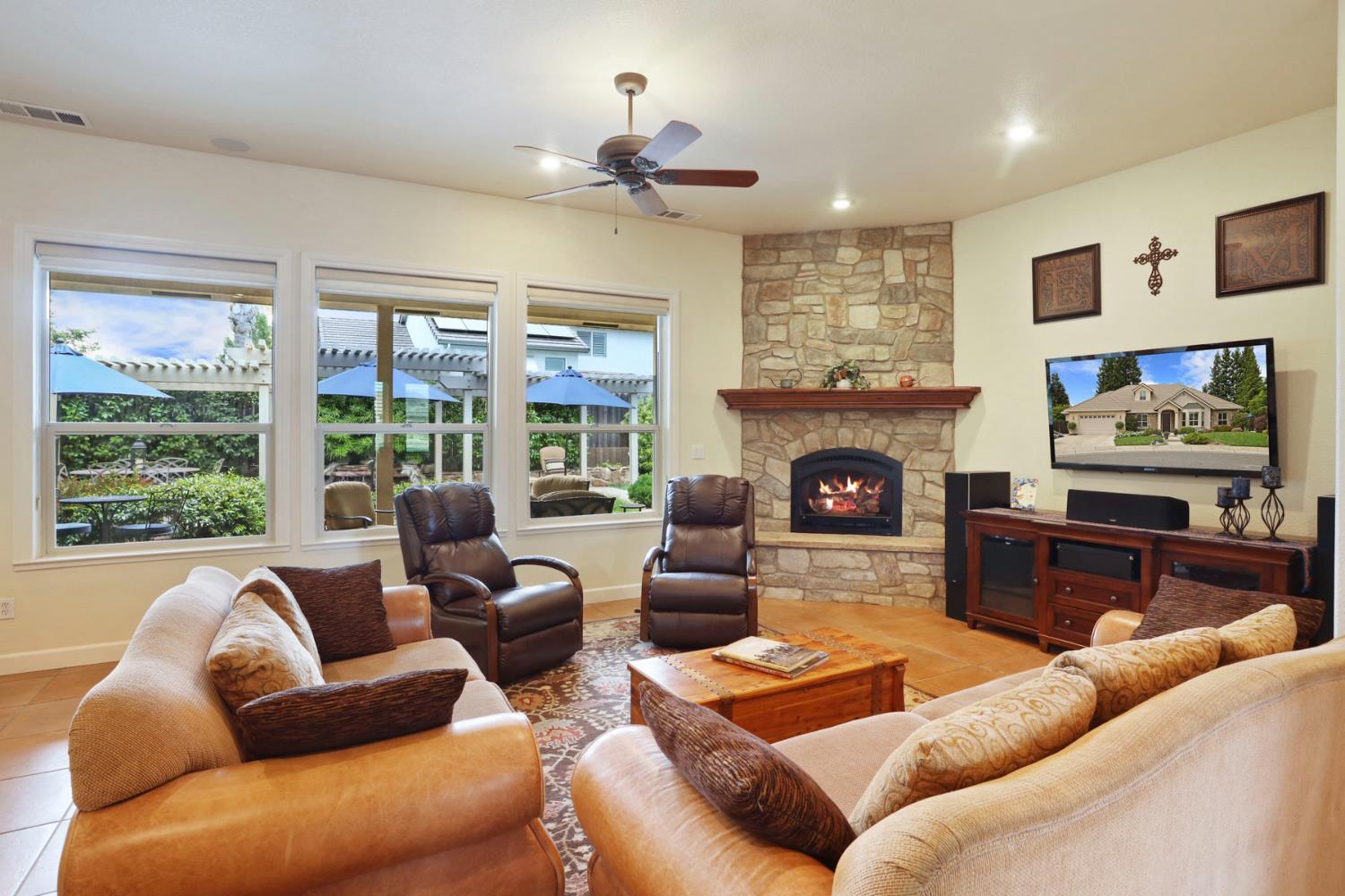 Detail Gallery Image 21 of 63 For 1037 Olson Ct, Ripon,  CA 95366 - 3 Beds | 2 Baths
