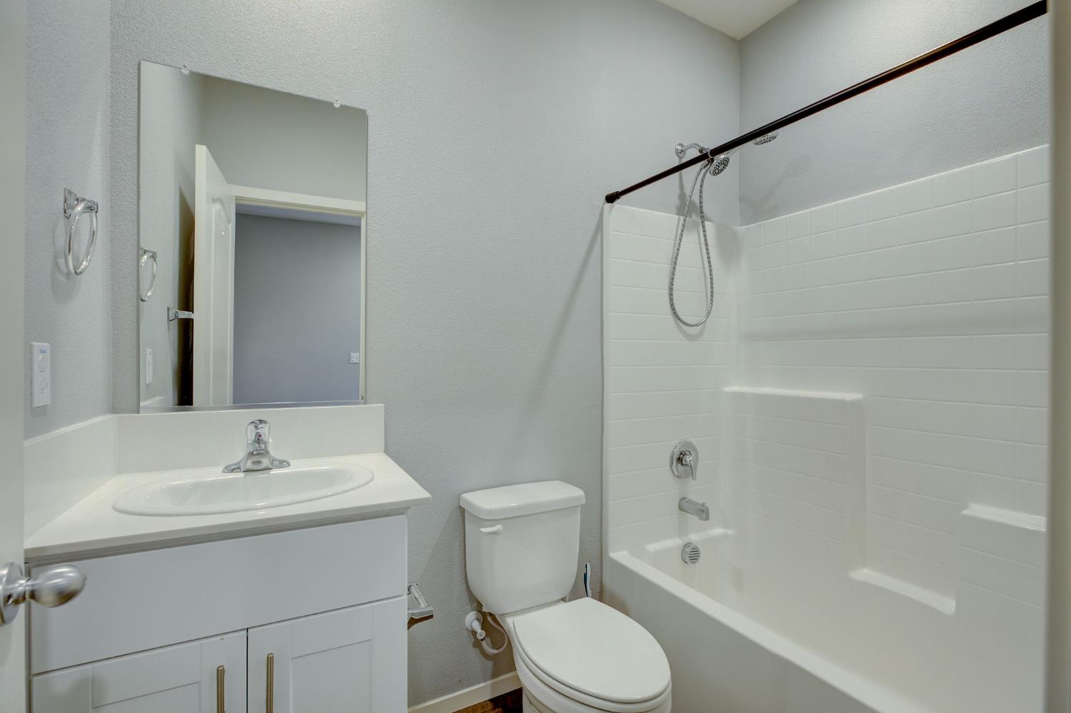 Emerald Park Lane, Roseville, California image 18