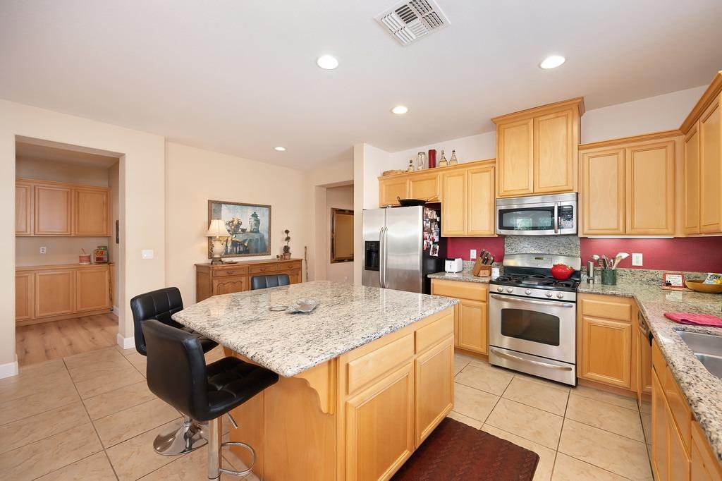 Detail Gallery Image 12 of 73 For 4442 Libyan Sea Ln, Sacramento,  CA 95834 - 2 Beds | 2 Baths
