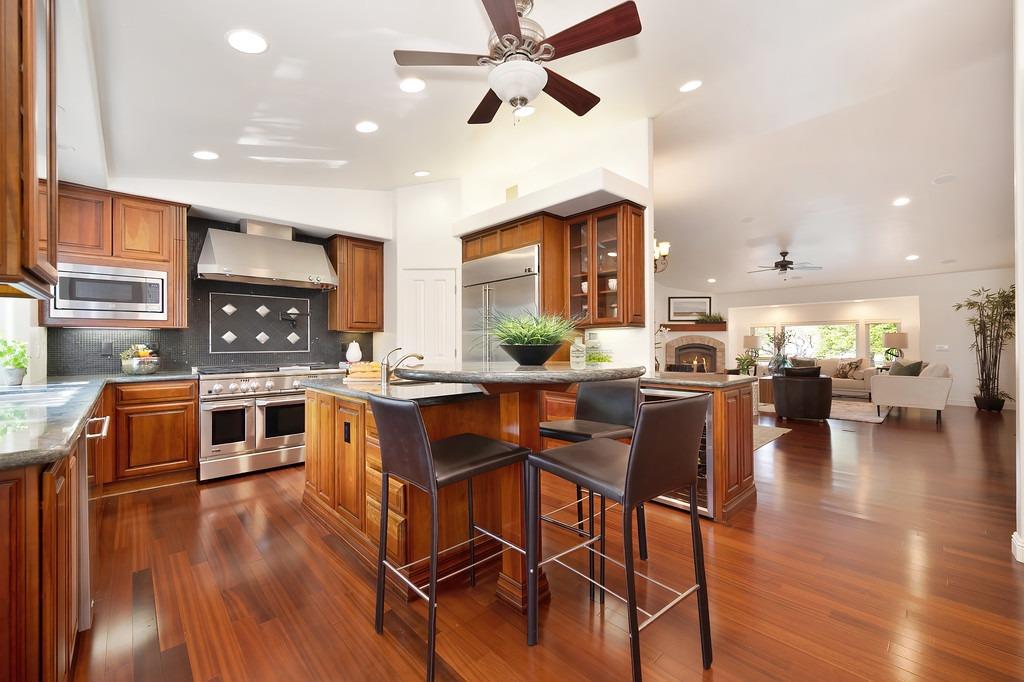 Detail Gallery Image 20 of 73 For 8224 Shadowood Ct, Granite Bay,  CA 95746 - 4 Beds | 2/1 Baths