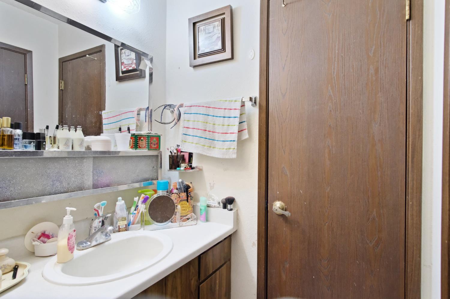 Detail Gallery Image 18 of 54 For 3004 Mulholland Dr, Modesto,  CA 95355 - – Beds | – Baths