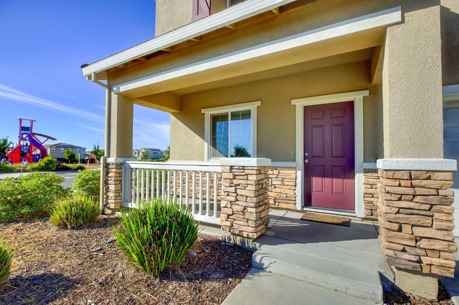 Emerald Park Lane, Roseville, California image 4