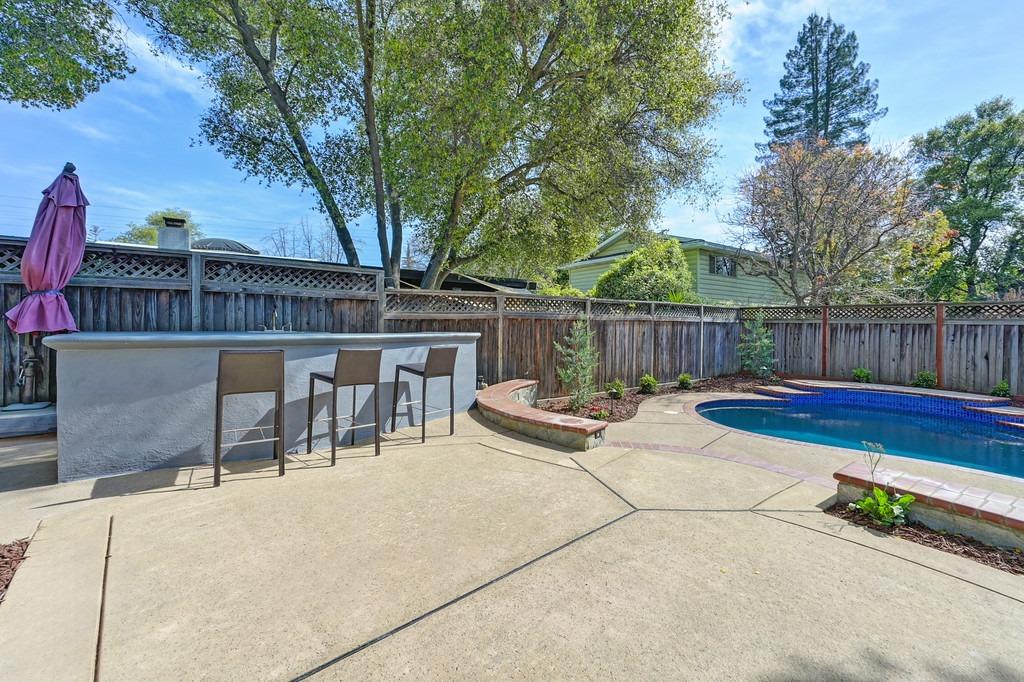 Detail Gallery Image 52 of 73 For 8224 Shadowood Ct, Granite Bay,  CA 95746 - 4 Beds | 2/1 Baths
