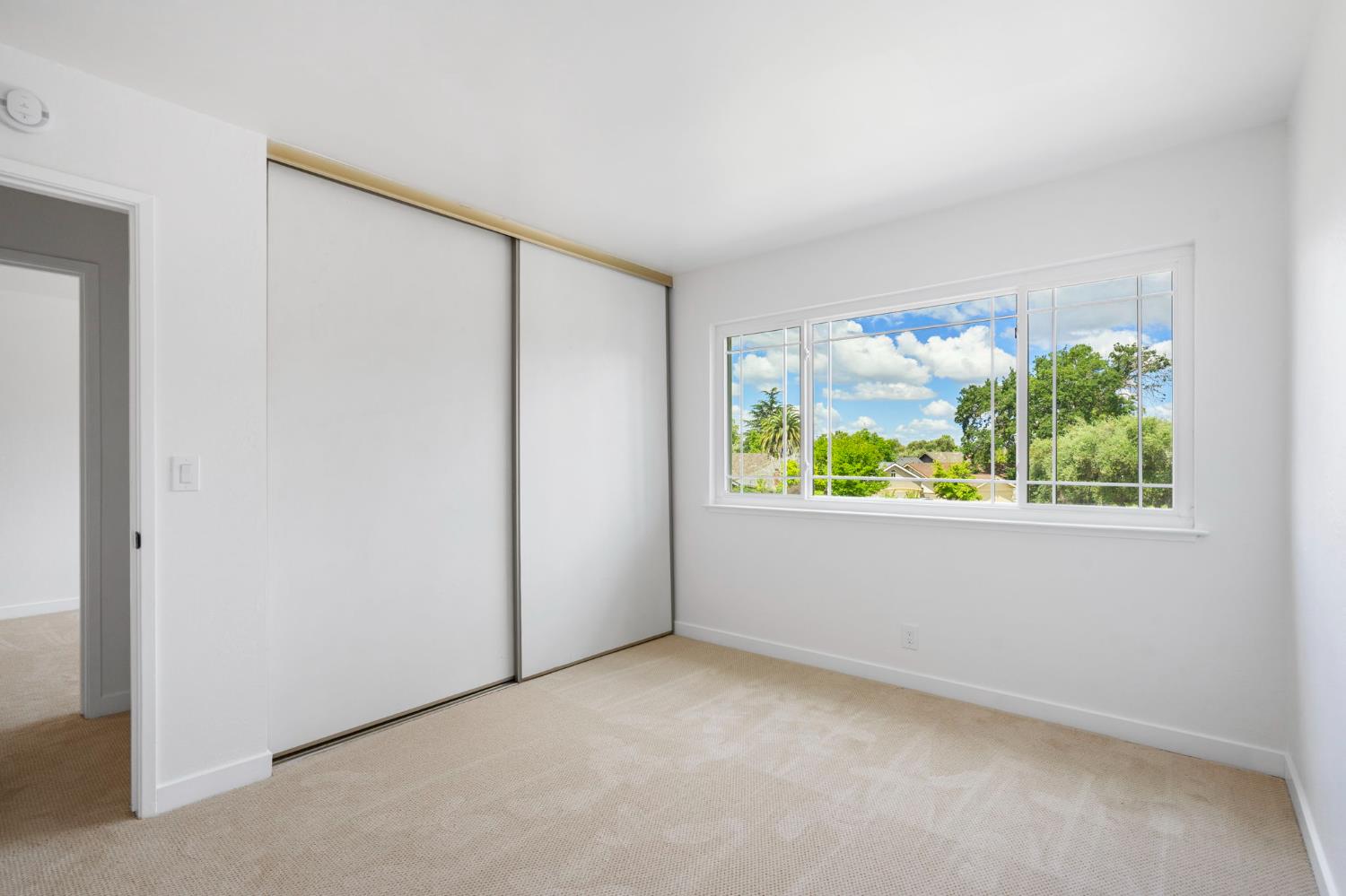 Detail Gallery Image 23 of 30 For 1736 Park Place Dr, Carmichael,  CA 95608 - 4 Beds | 2/1 Baths