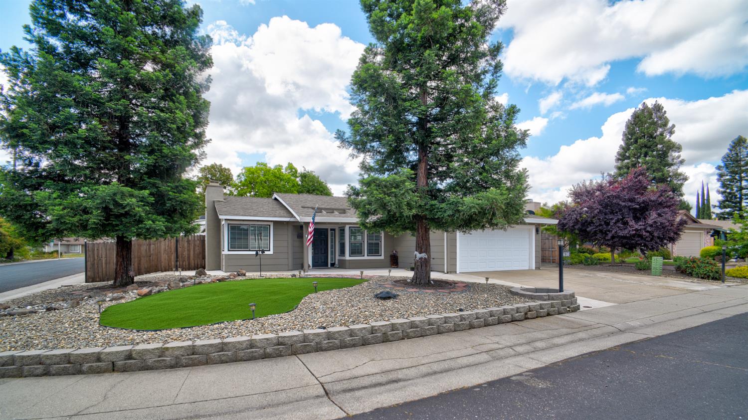 Detail Gallery Image 4 of 46 For 630 Grider Dr, Roseville,  CA 95678 - 3 Beds | 2 Baths