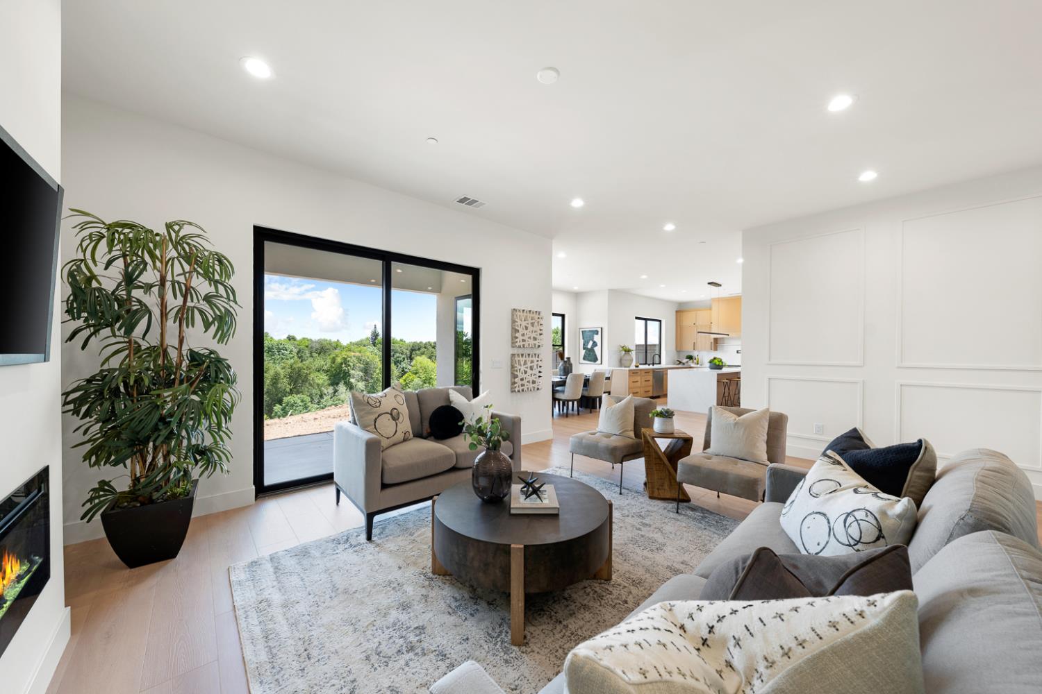 Detail Gallery Image 9 of 59 For 407 East St, Roseville,  CA 95678 - 4 Beds | 4 Baths