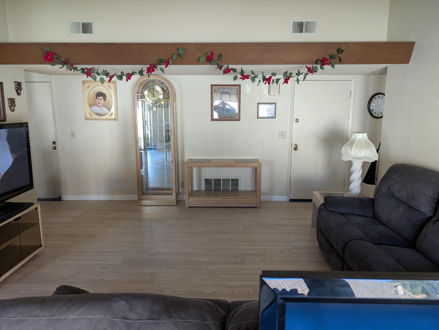 Detail Gallery Image 9 of 25 For 527 Stockton St, Salinas,  CA 93907 - 2 Beds | 1 Baths