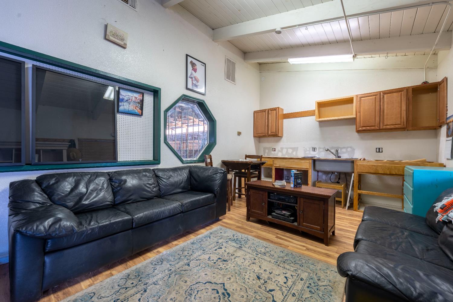 Detail Gallery Image 25 of 44 For 13615 Mccourtney Rd, Grass Valley,  CA 95949 - 2 Beds | 2/2 Baths