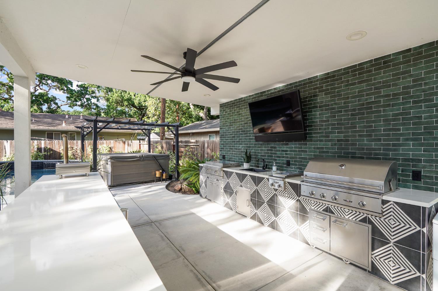 Detail Gallery Image 52 of 79 For 2321 Bonniebrook Dr, Stockton,  CA 95207 - 3 Beds | 2/1 Baths
