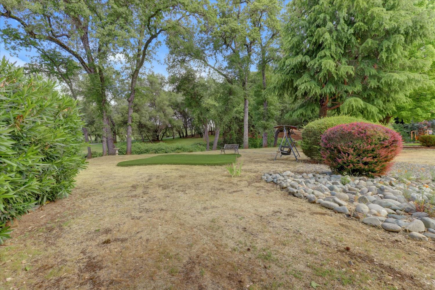 Detail Gallery Image 36 of 59 For 12300 Lake Wildwood Dr, Penn Valley,  CA 95946 - 3 Beds | 2 Baths