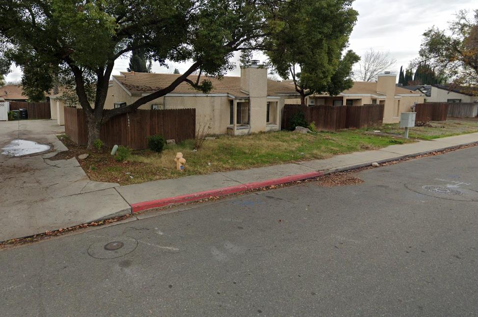 Detail Gallery Image 2 of 3 For 1604 Central Ave, Ceres,  CA 95307 - – Beds | – Baths