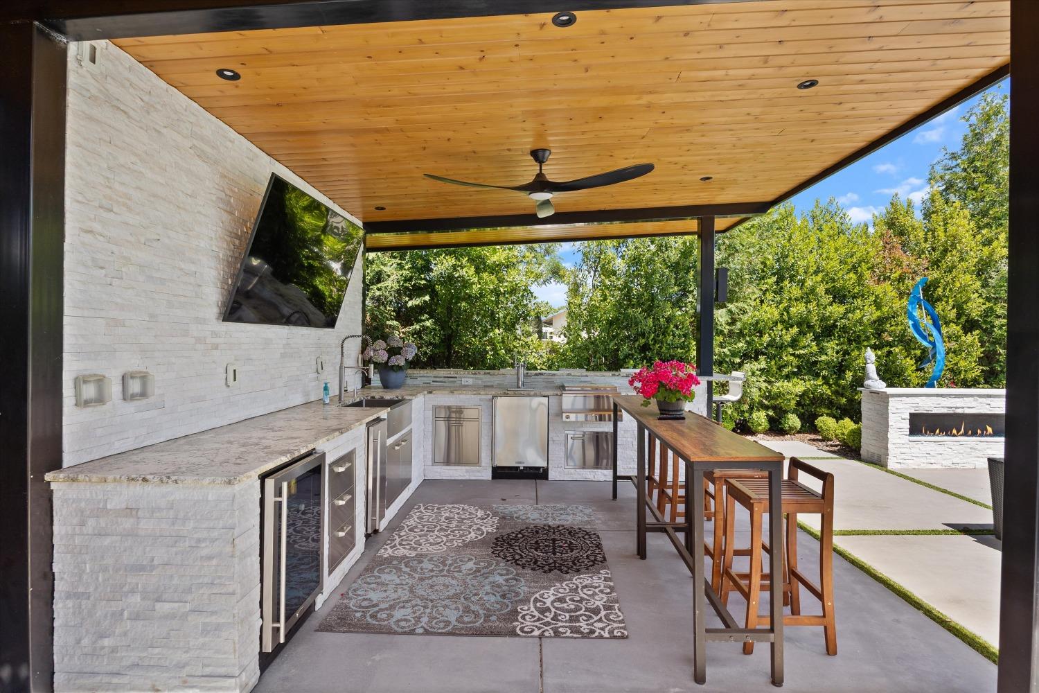 Detail Gallery Image 49 of 76 For 5175 Pastor Dr, Granite Bay,  CA 95746 - 5 Beds | 4/1 Baths