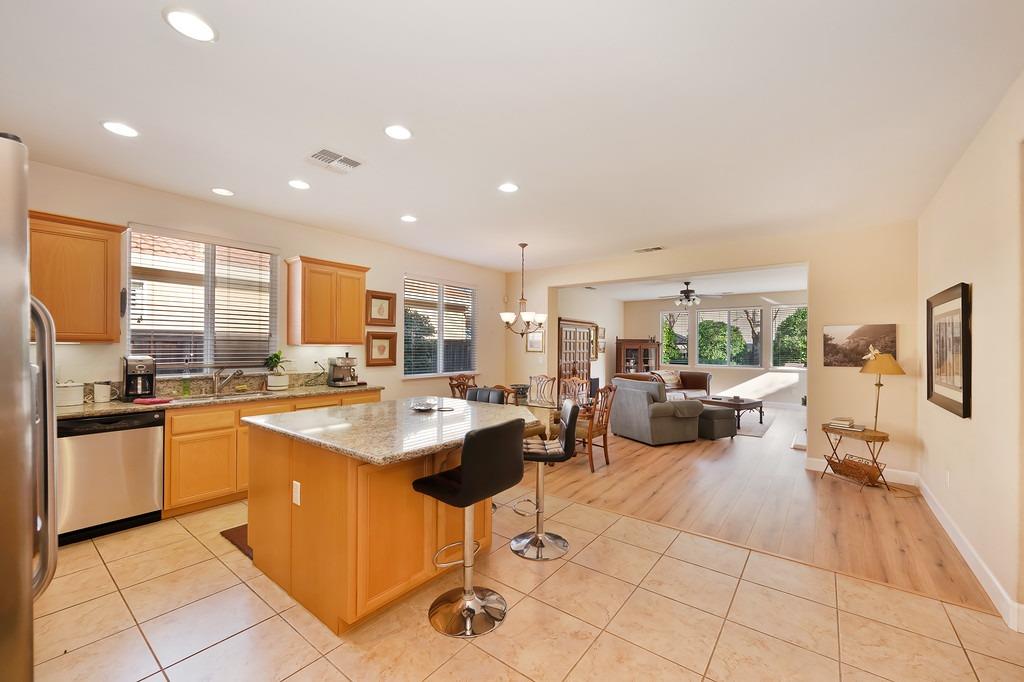 Detail Gallery Image 13 of 73 For 4442 Libyan Sea Ln, Sacramento,  CA 95834 - 2 Beds | 2 Baths