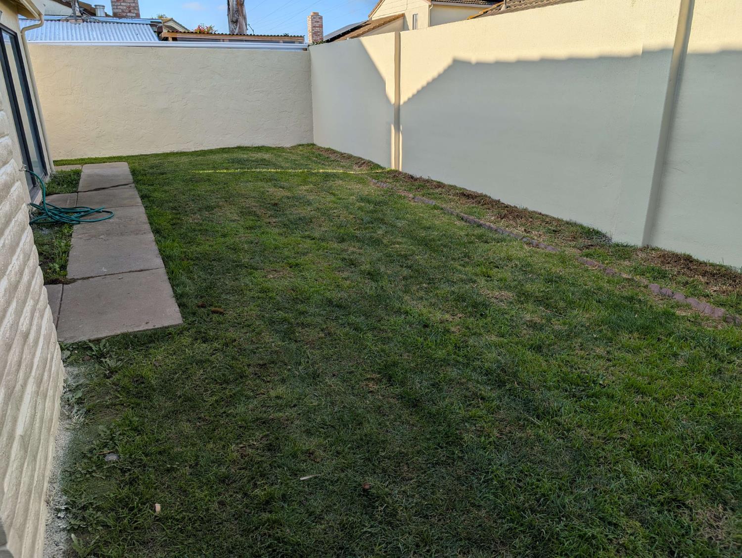 Detail Gallery Image 7 of 25 For 527 Stockton St, Salinas,  CA 93907 - 2 Beds | 1 Baths