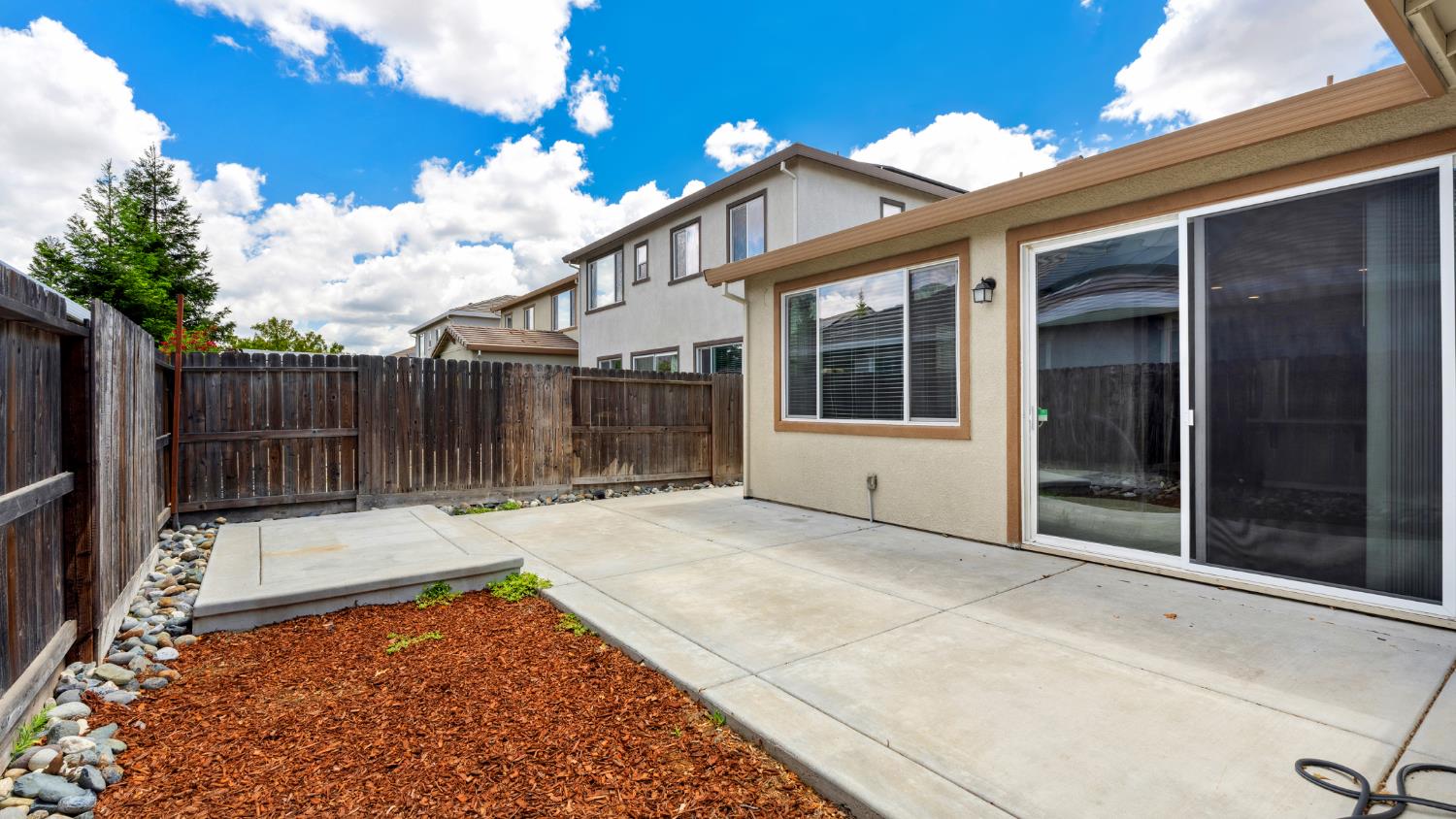 Detail Gallery Image 27 of 31 For 9064 Hourglass Cir, Roseville,  CA 95747 - 3 Beds | 2 Baths
