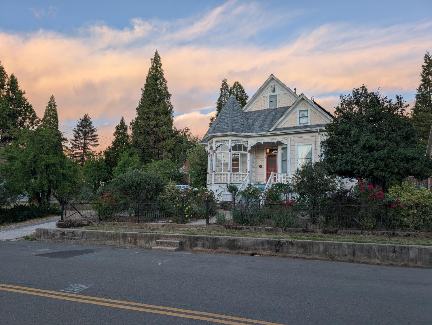 Detail Gallery Image 60 of 64 For 315 Pleasant St, Grass Valley,  CA 95945 - 3 Beds | 2/1 Baths