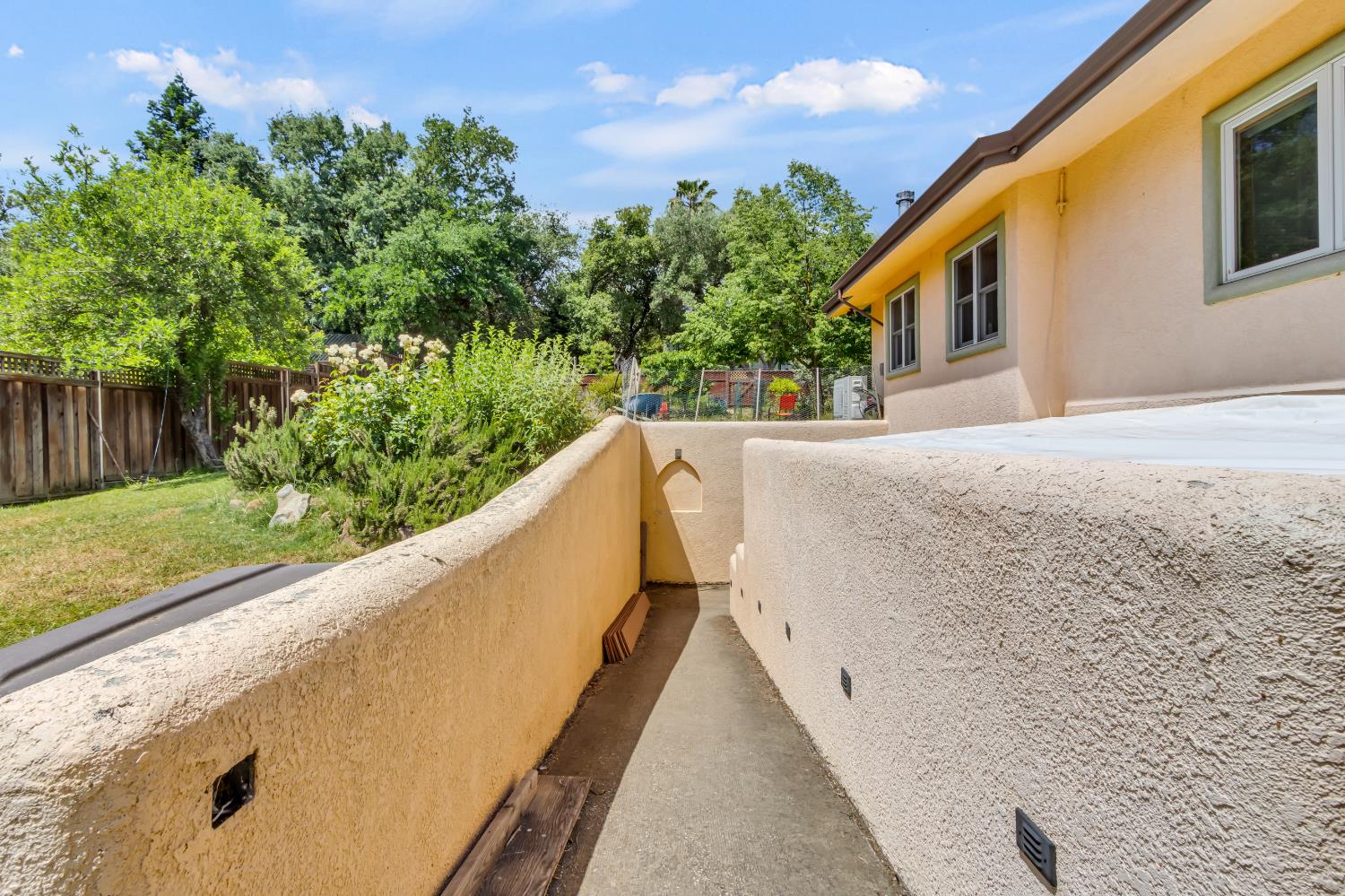 Detail Gallery Image 77 of 94 For 3857 Bannister Rd, Fair Oaks,  CA 95628 - 7 Beds | 3 Baths