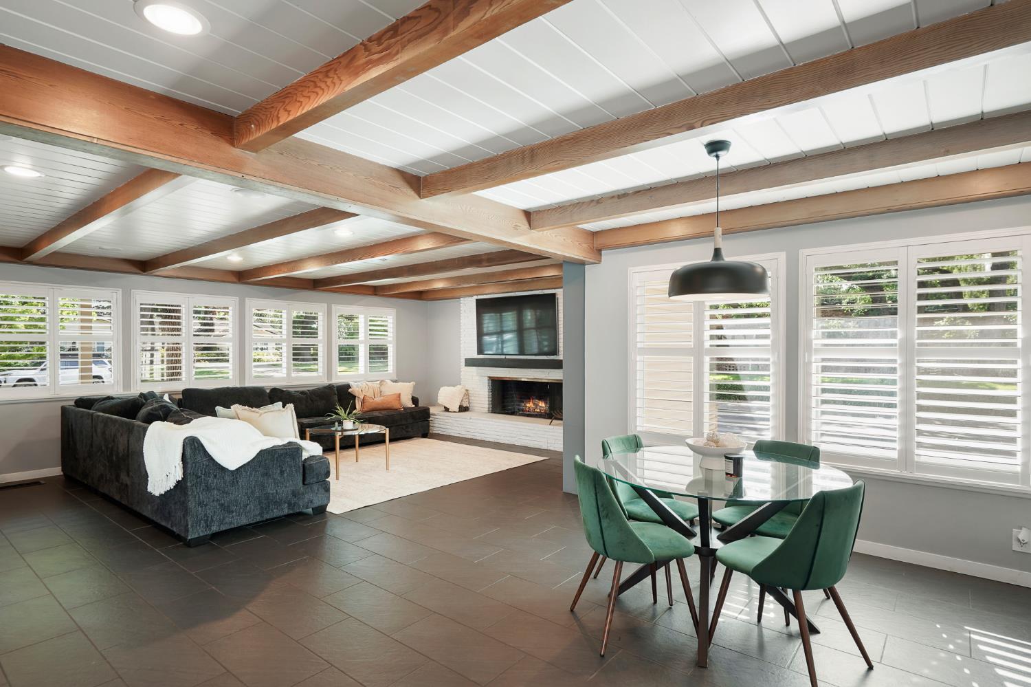 Detail Gallery Image 23 of 79 For 2321 Bonniebrook Dr, Stockton,  CA 95207 - 3 Beds | 2/1 Baths