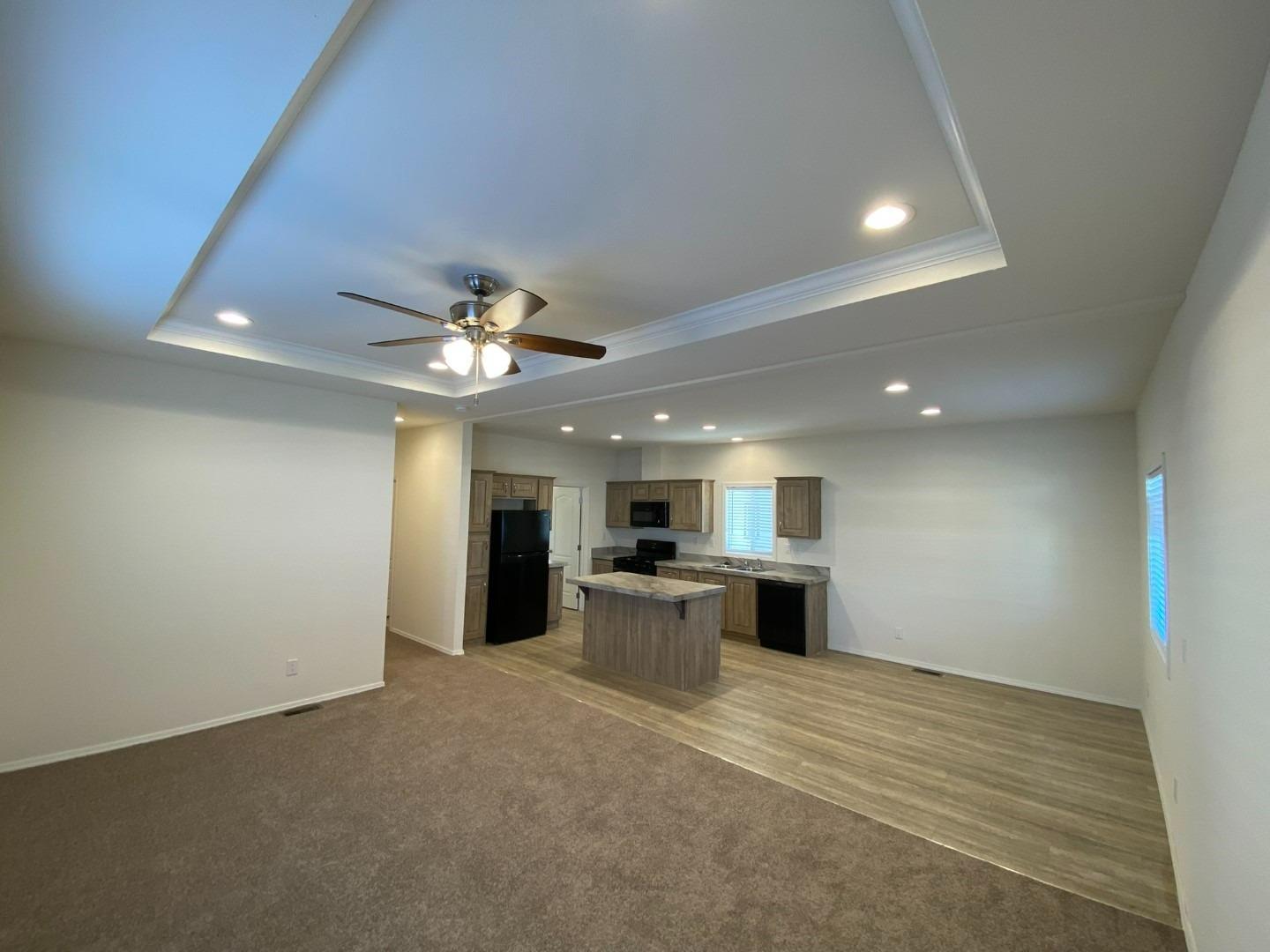 Detail Gallery Image 5 of 20 For 13 Casa Grande Dr, Red Bluff,  CA 96080 - 2 Beds | 2 Baths