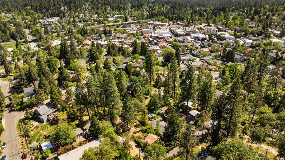 Detail Gallery Image 82 of 84 For 259 N Auburn St, Grass Valley,  CA 95945 - 5 Beds | 4 Baths