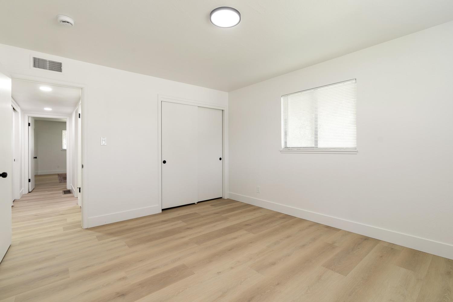 Detail Gallery Image 30 of 53 For 6612 13th St, Sacramento,  CA 95831 - 3 Beds | 2 Baths