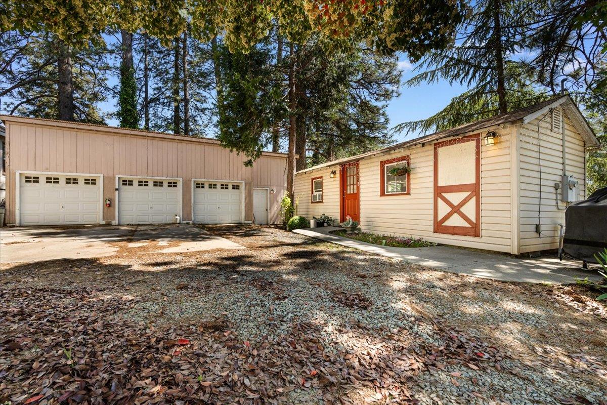 Detail Gallery Image 24 of 84 For 259 N Auburn St, Grass Valley,  CA 95945 - 5 Beds | 4 Baths