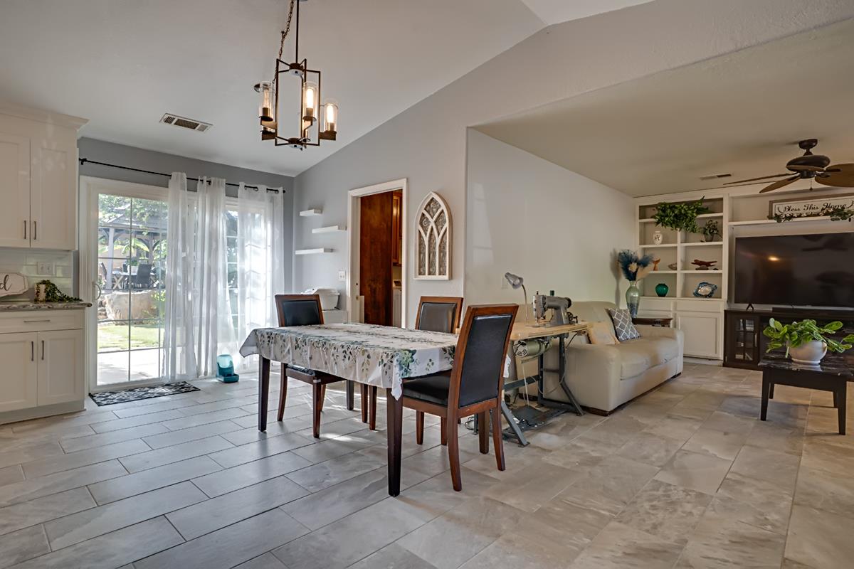 Detail Gallery Image 12 of 48 For 7762 Baldwin St, Valley Springs,  CA 95252 - 3 Beds | 2/1 Baths