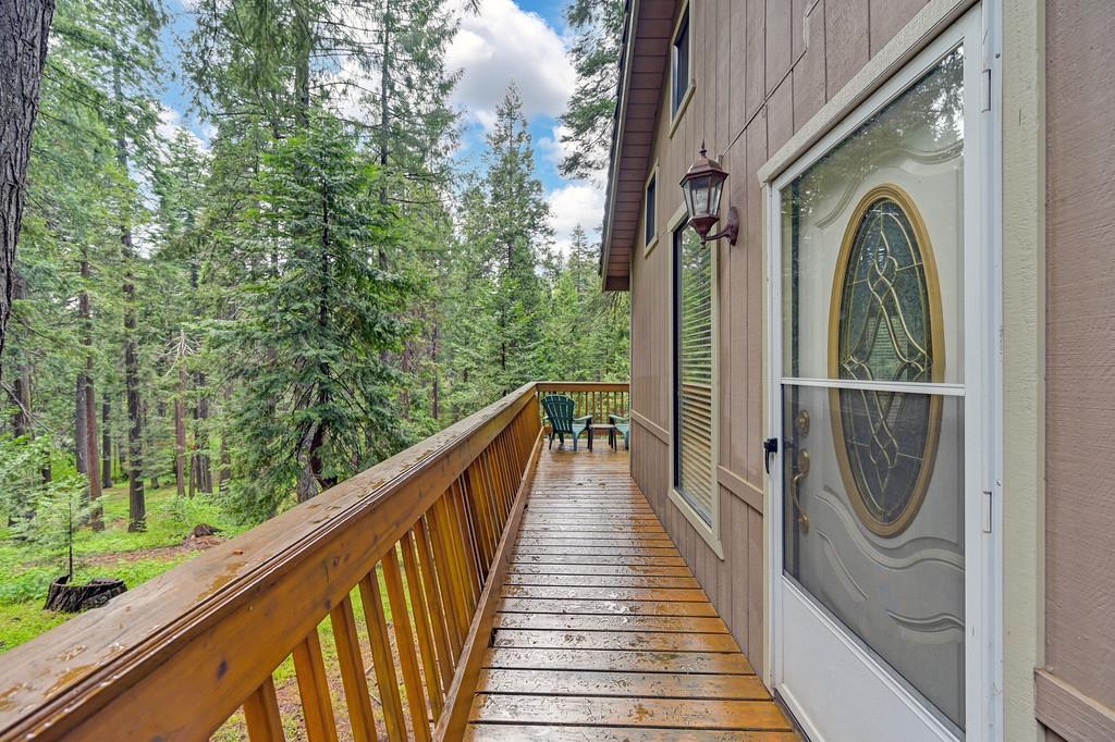 Detail Gallery Image 7 of 47 For 3490 Gold Ridge Trl, Pollock Pines,  CA 95726 - 3 Beds | 2 Baths