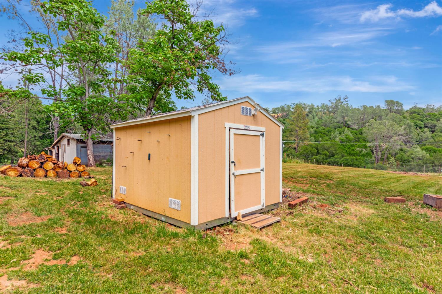Detail Gallery Image 29 of 40 For 2300 Indian Rock Rd, Cool,  CA 95614 - 2 Beds | 2 Baths