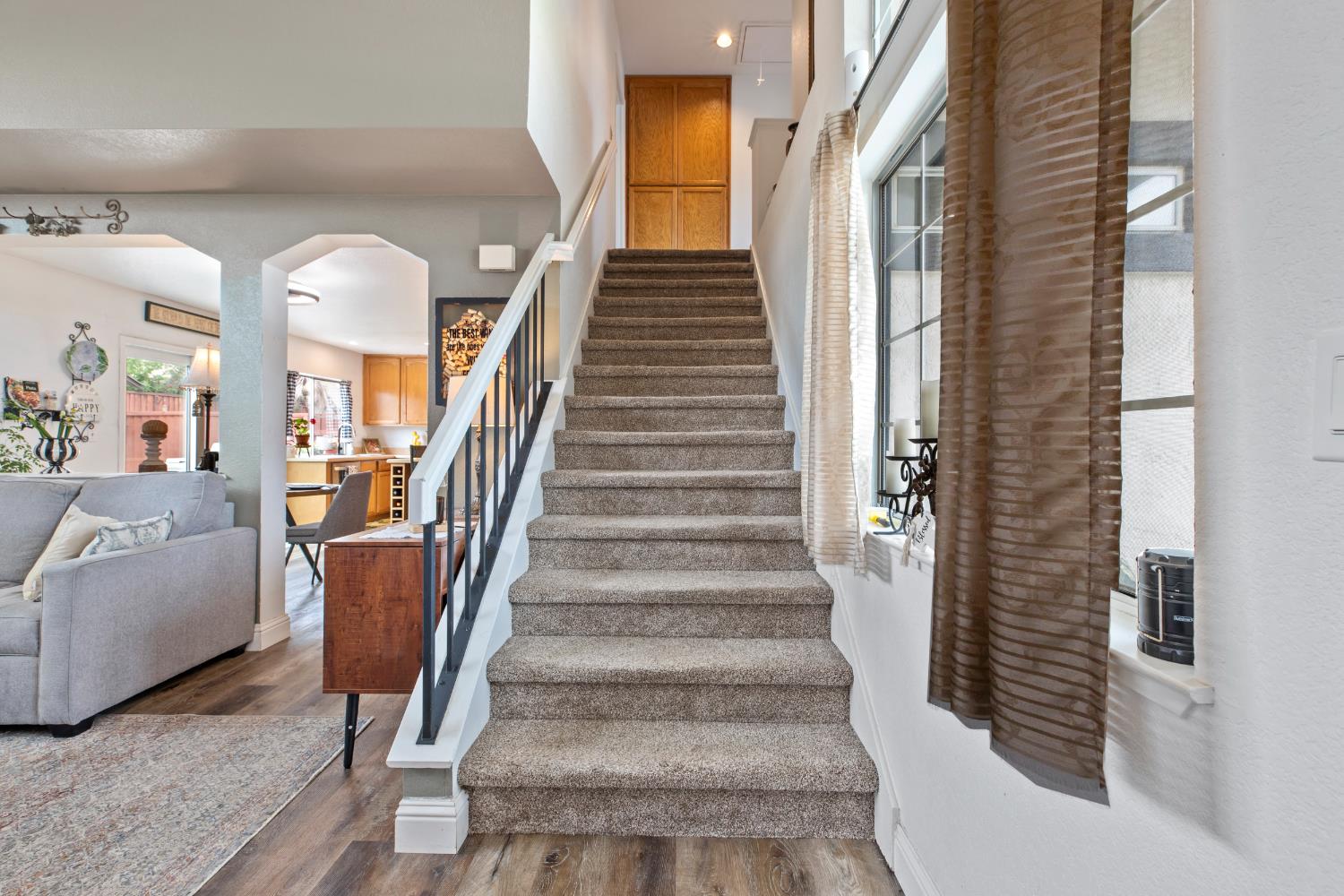 Detail Gallery Image 17 of 39 For 34 James Ct, Tracy,  CA 95376 - 3 Beds | 3 Baths
