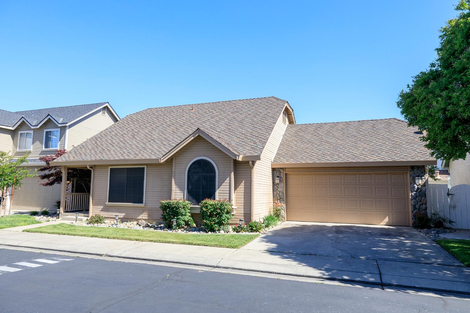 Stone Valley Street, Modesto, California image 2
