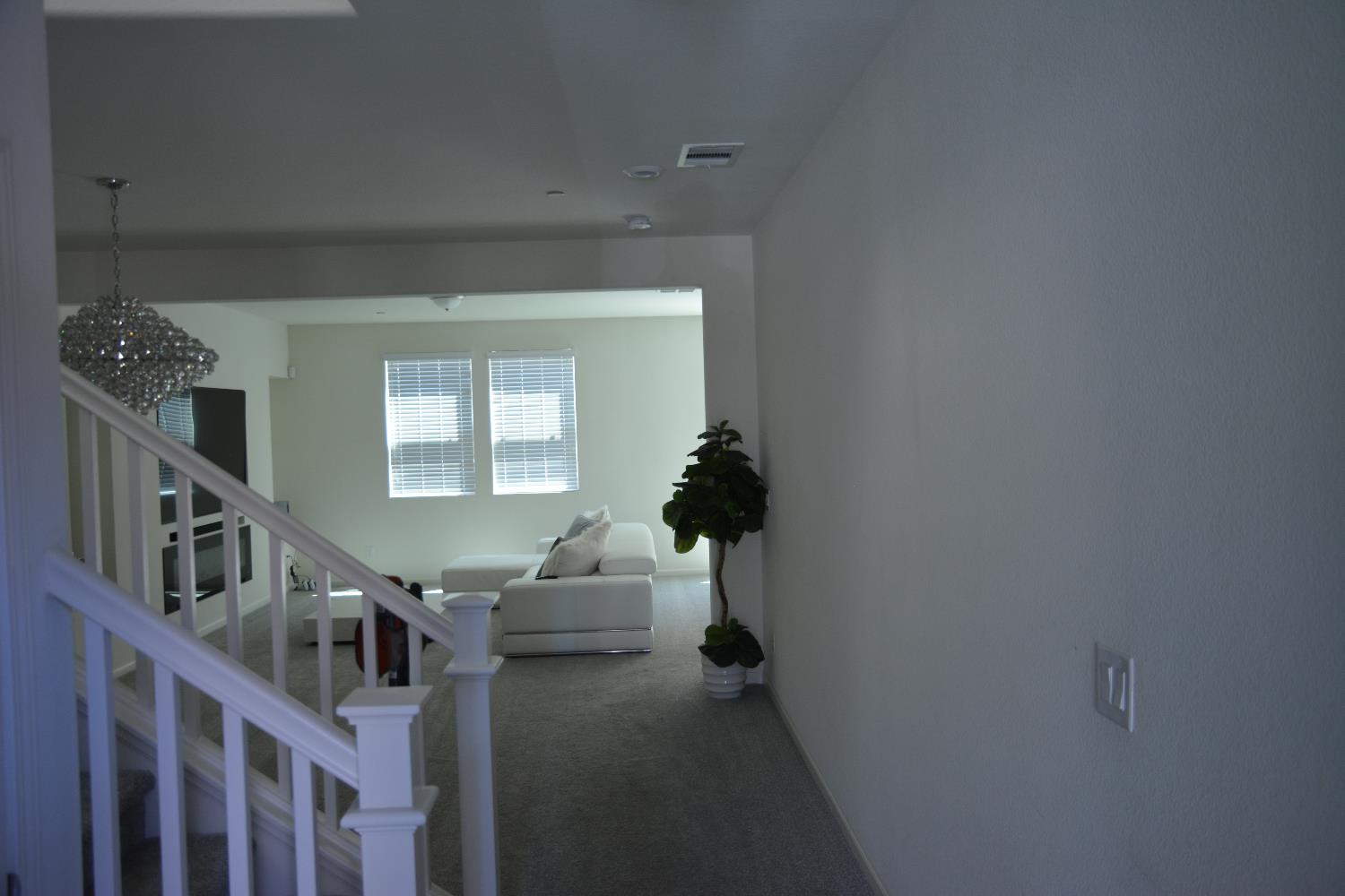 Detail Gallery Image 6 of 22 For 10728 Padua Way, Stockton,  CA 95209 - 3 Beds | 2/1 Baths