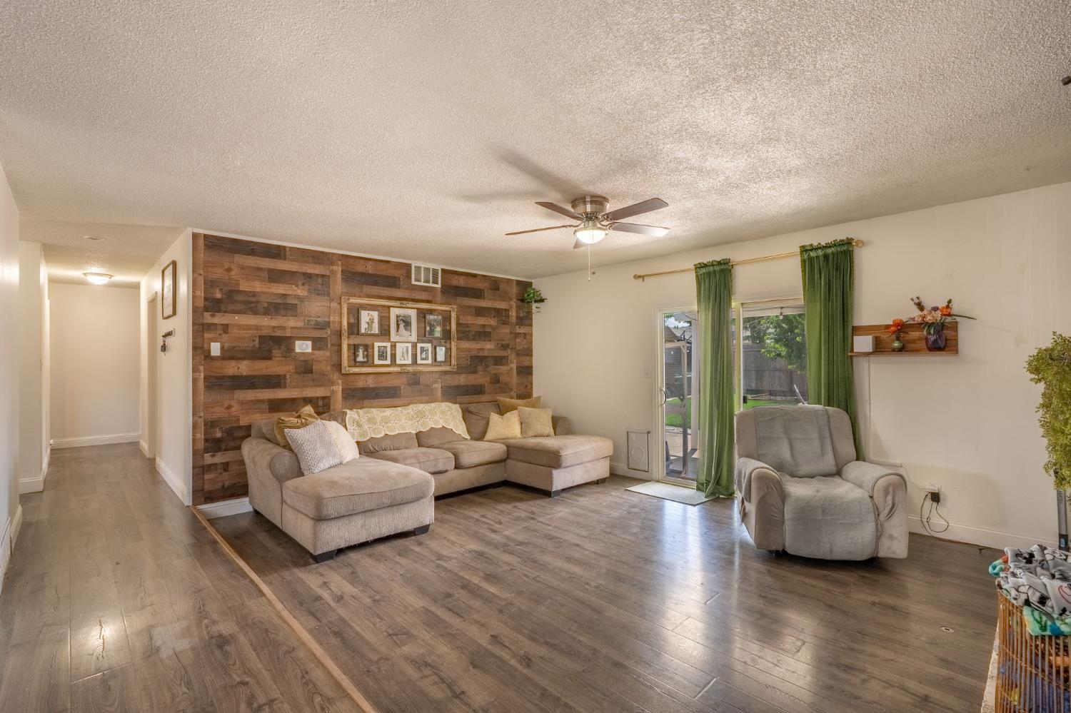 Detail Gallery Image 9 of 27 For 3730 Stanislaus St, Riverbank,  CA 95367 - 3 Beds | 2 Baths