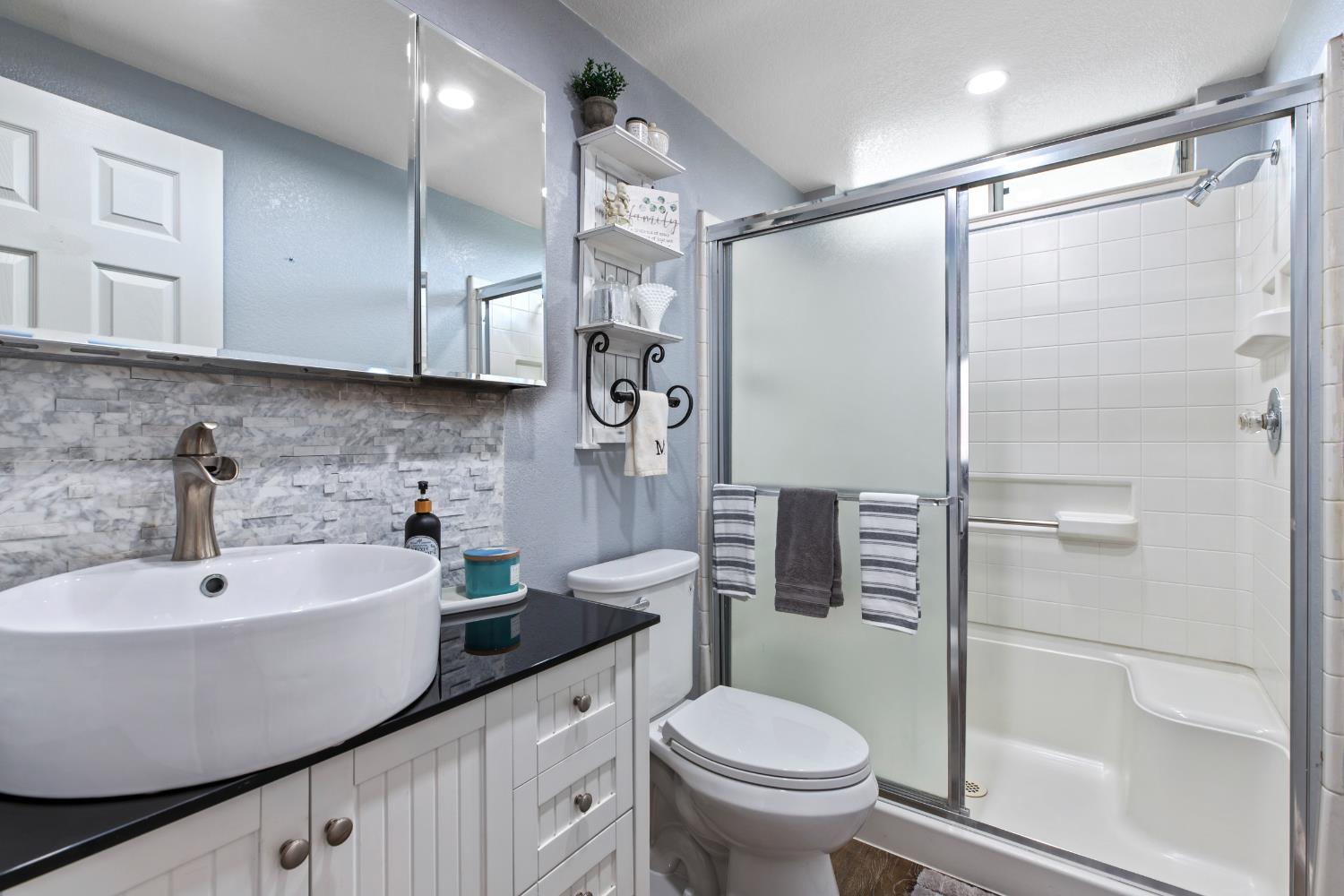 Detail Gallery Image 16 of 39 For 34 James Ct, Tracy,  CA 95376 - 3 Beds | 3 Baths