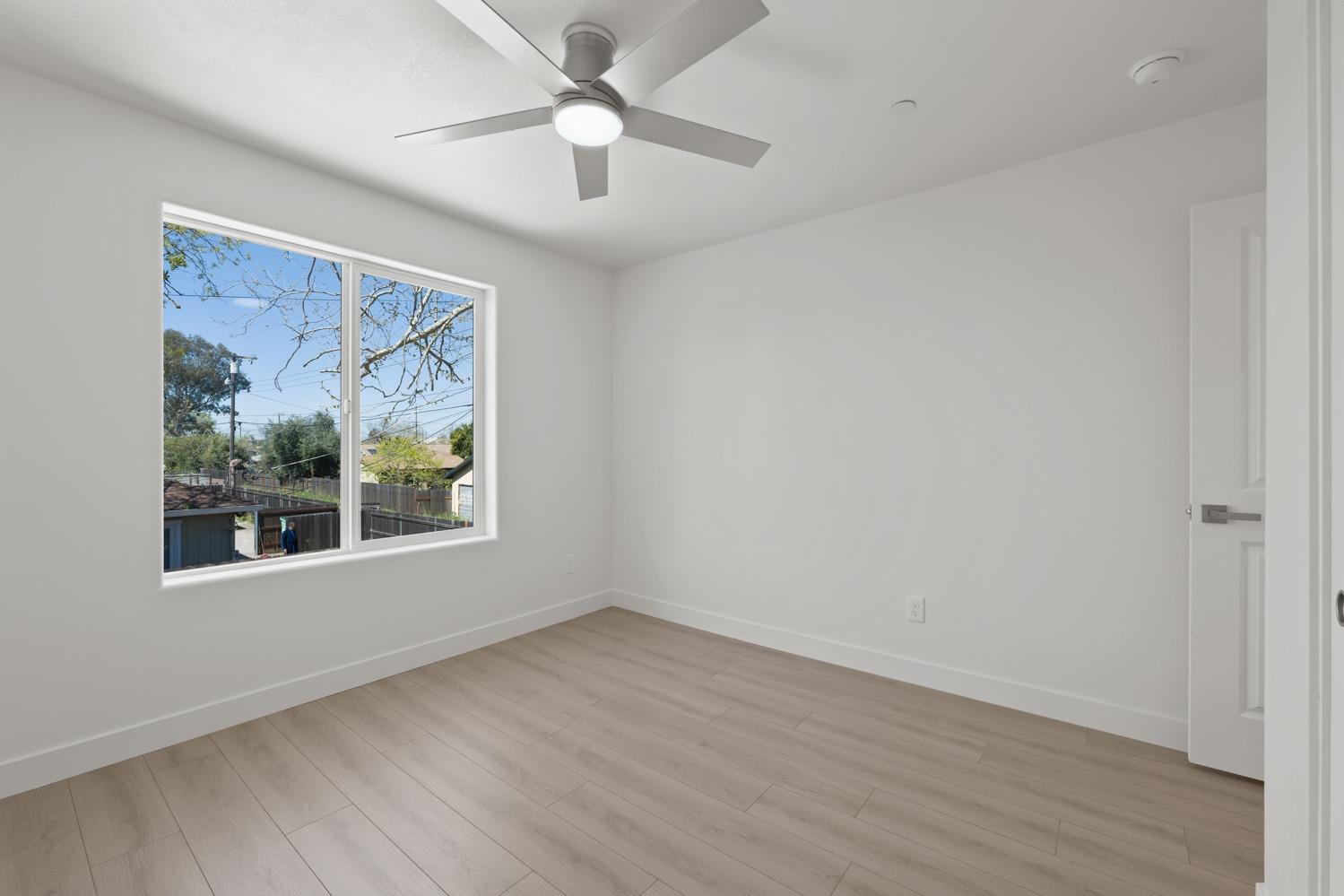Detail Gallery Image 21 of 33 For 2565 Lexington St, Sacramento,  CA 95815 - – Beds | – Baths
