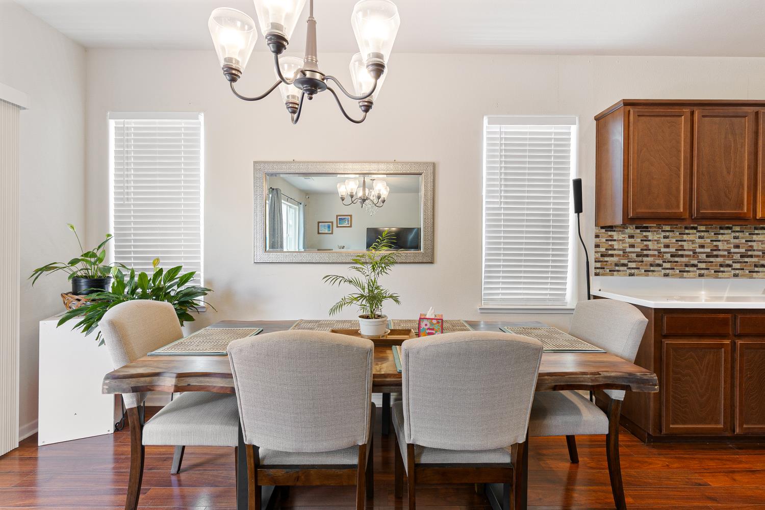 Detail Gallery Image 25 of 36 For 951 Alvarado Ct, Stockton,  CA 95204 - 3 Beds | 2 Baths
